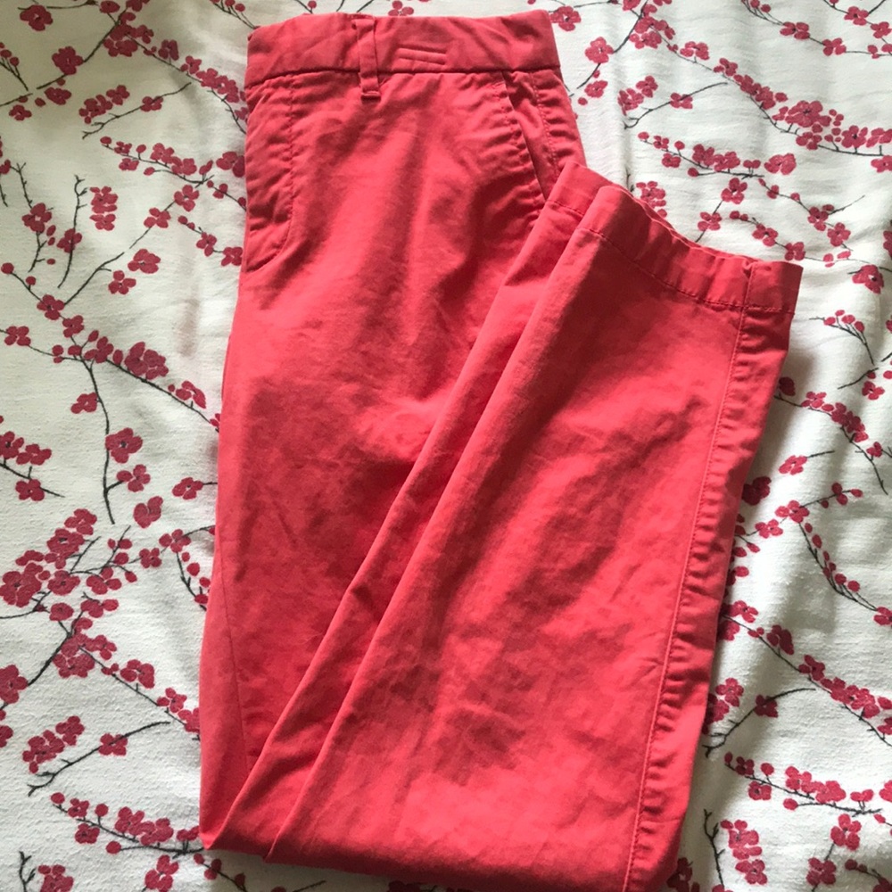 Woman’s Salmon Chino Style Crop Pants Gap Size 00